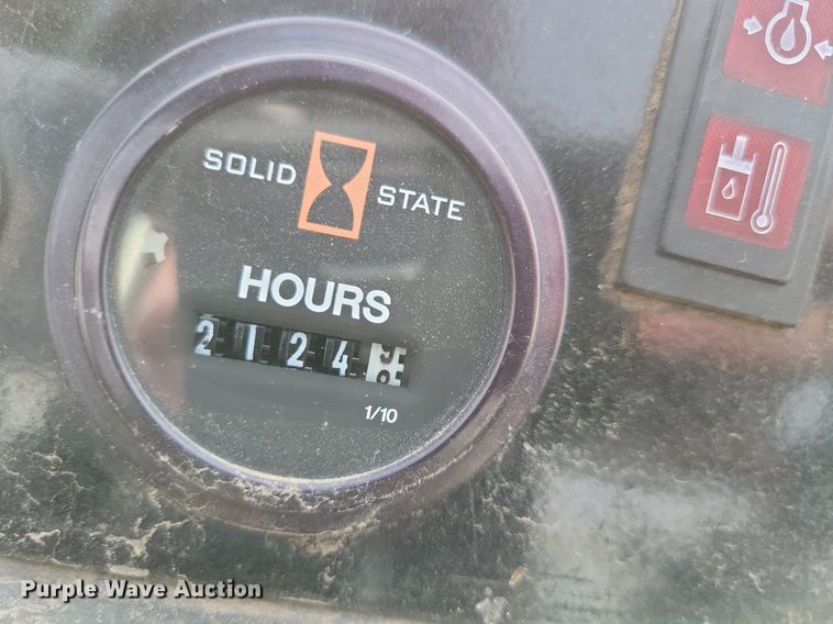 image for item LC9833 2017 Ditch Witch SK600 compact utility loader