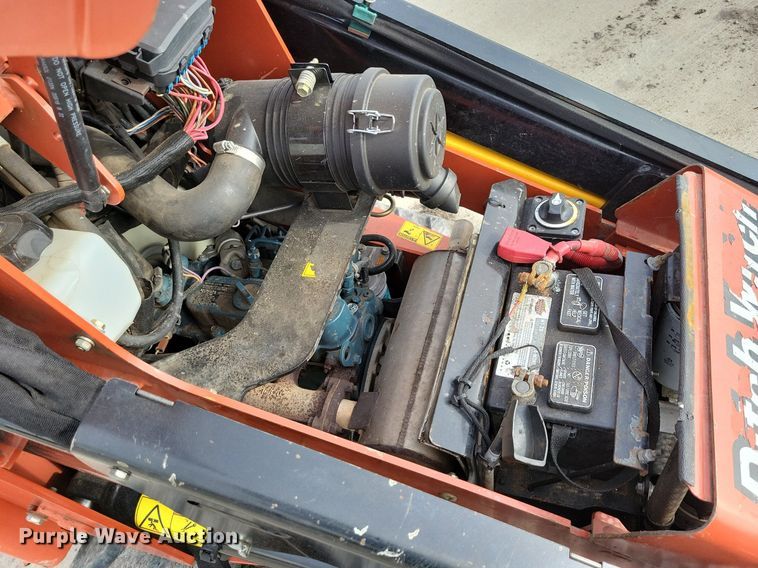 image for item LC9833 2017 Ditch Witch SK600 compact utility loader