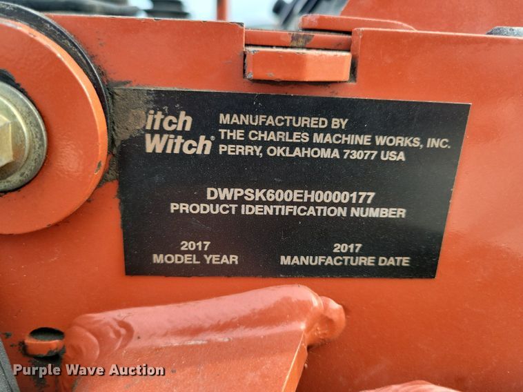 image for item LC9833 2017 Ditch Witch SK600 compact utility loader