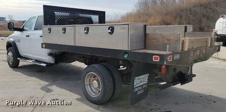 image for item LC9834 2014 Dodge Ram 5500 Crew Cab flatbed pickup truck