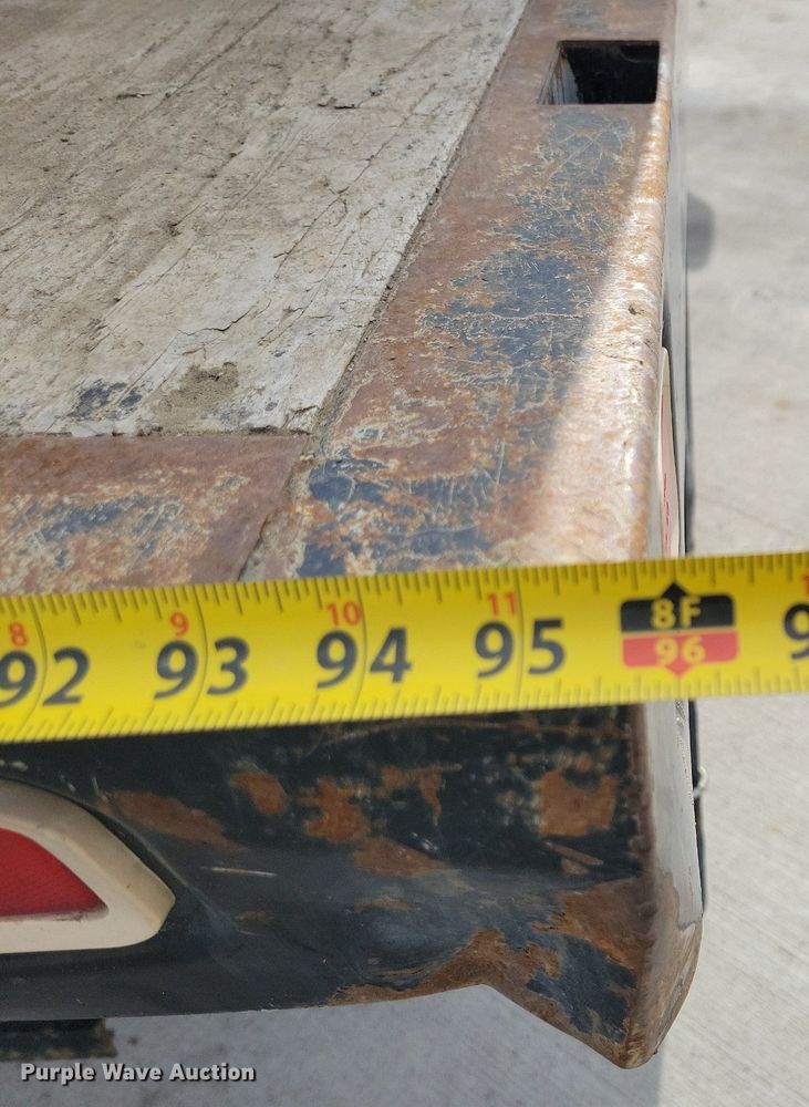 image for item LC9834 2014 Dodge Ram 5500 Crew Cab flatbed pickup truck