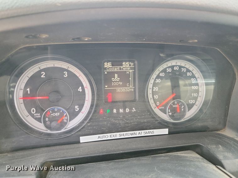 image for item LC9834 2014 Dodge Ram 5500 Crew Cab flatbed pickup truck