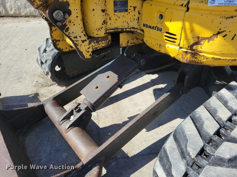 image for item LC9837 2008 Komatsu PC35MR-2 mini excavator