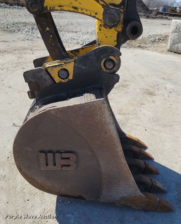 image for item LC9837 2008 Komatsu PC35MR-2 mini excavator