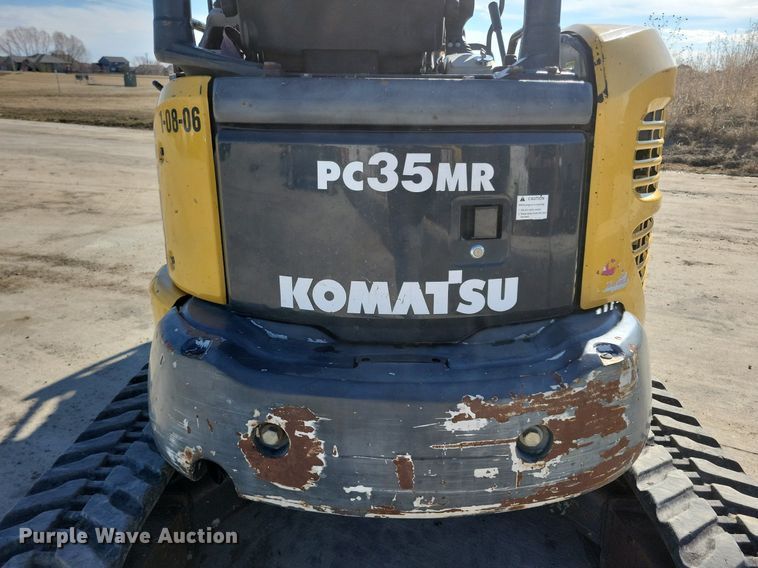 image for item LC9837 2008 Komatsu PC35MR-2 mini excavator