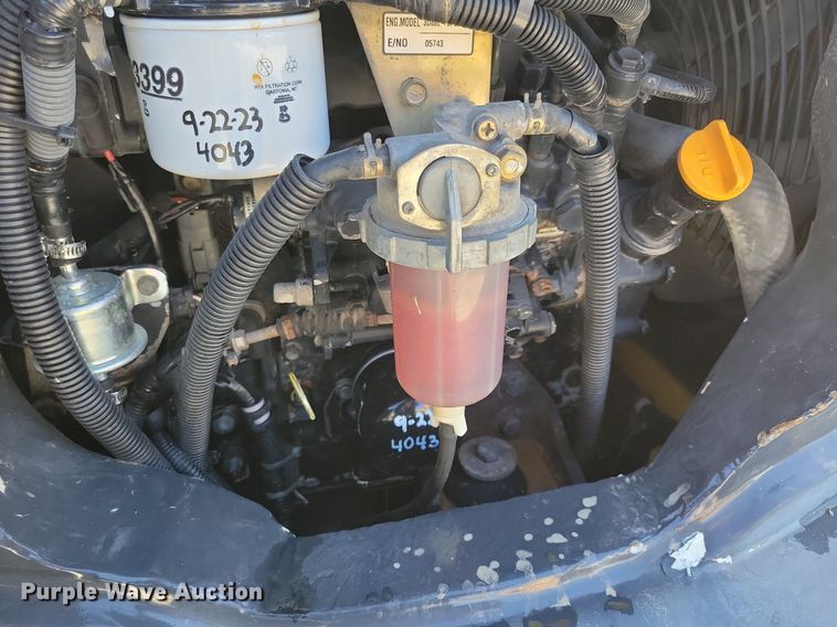 image for item LC9837 2008 Komatsu PC35MR-2 mini excavator