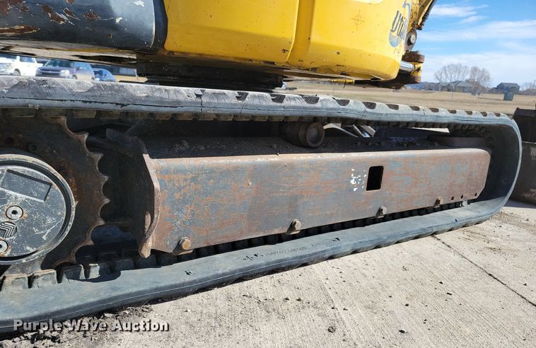 image for item LC9837 2008 Komatsu PC35MR-2 mini excavator