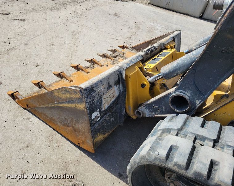 image for item LC9839 2017 John Deere 333G tracked skid steer loader