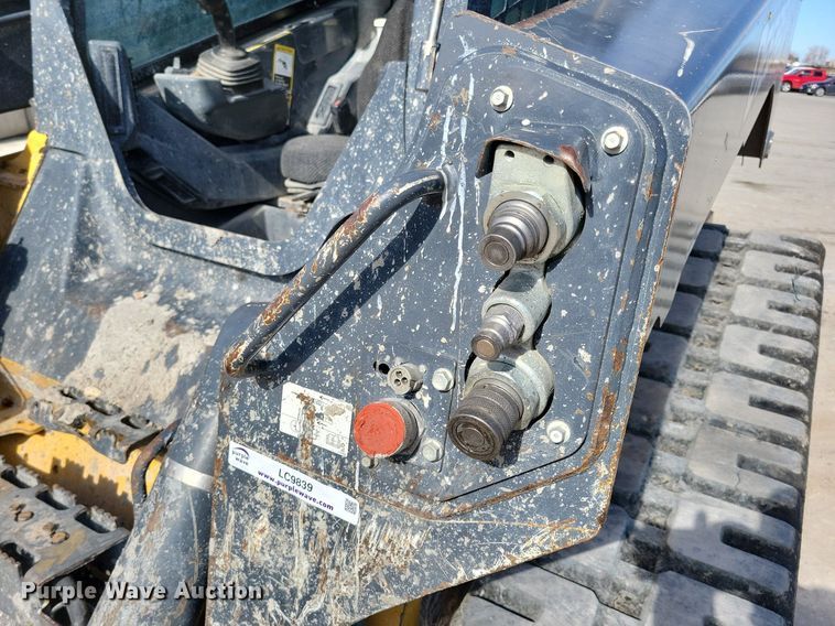 image for item LC9839 2017 John Deere 333G tracked skid steer loader