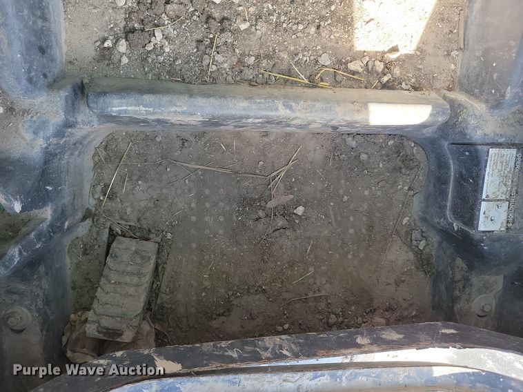 image for item LC9839 2017 John Deere 333G tracked skid steer loader