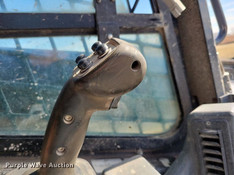 image for item LC9839 2017 John Deere 333G tracked skid steer loader