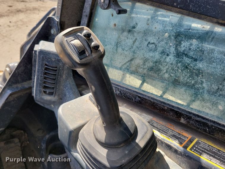 image for item LC9839 2017 John Deere 333G tracked skid steer loader