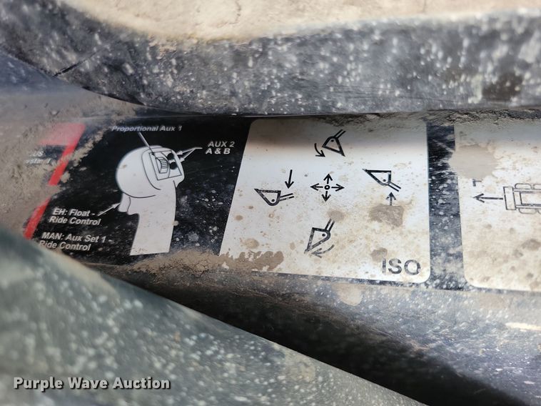 image for item LC9839 2017 John Deere 333G tracked skid steer loader