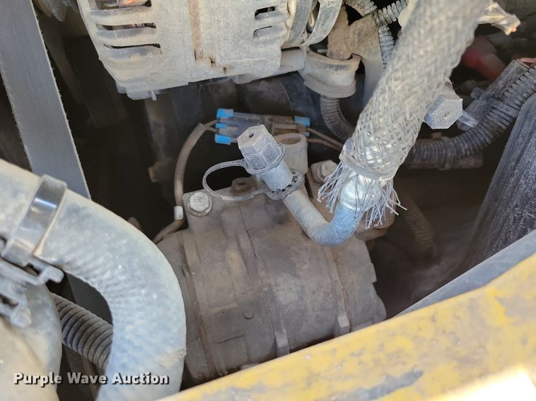 image for item LC9839 2017 John Deere 333G tracked skid steer loader