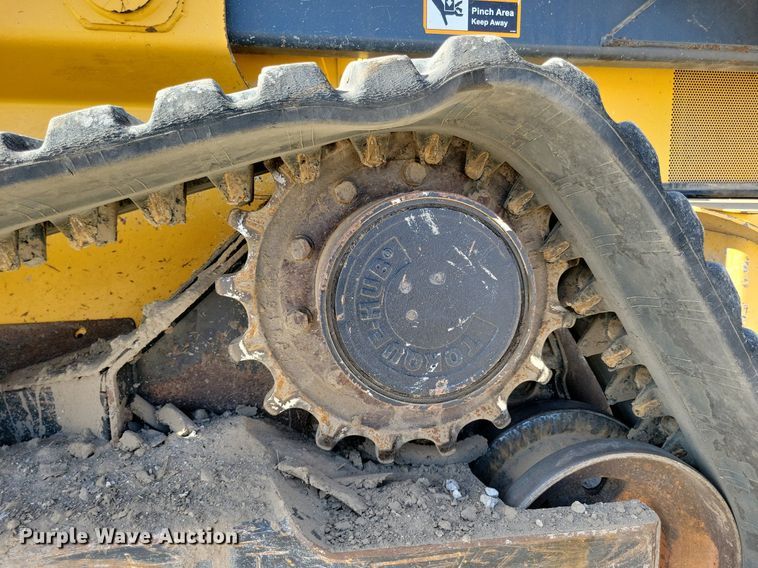 image for item LC9839 2017 John Deere 333G tracked skid steer loader