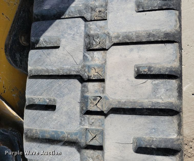 image for item LC9839 2017 John Deere 333G tracked skid steer loader