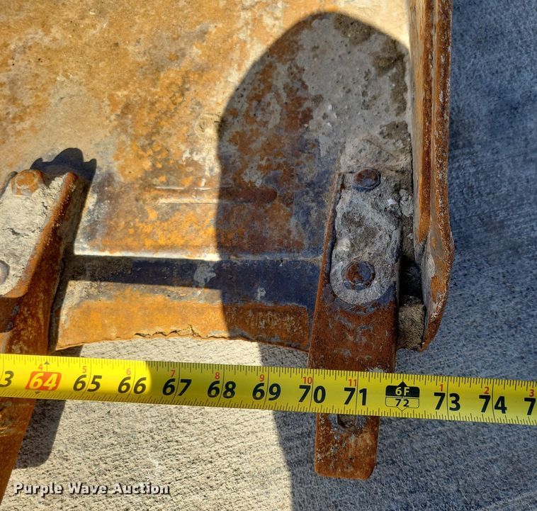 image for item LC9840 2019 Bobcat T595 tracked skid steer loader