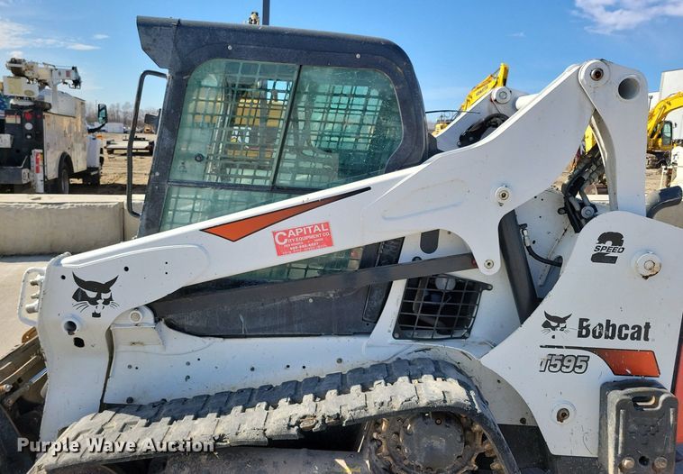 image for item LC9840 2019 Bobcat T595 tracked skid steer loader