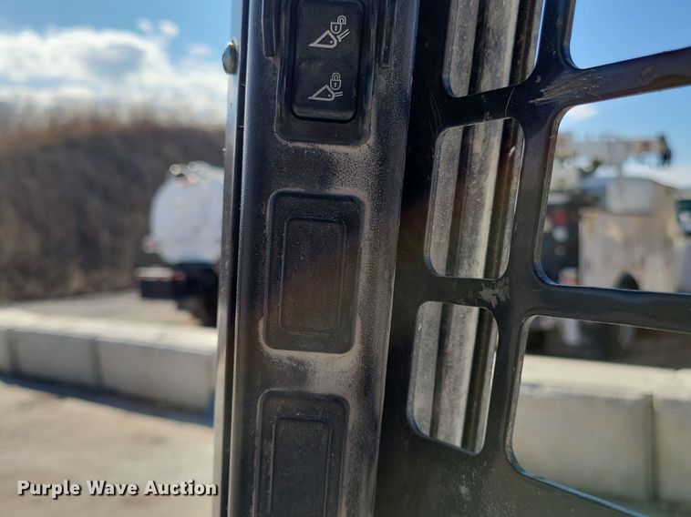 image for item LC9840 2019 Bobcat T595 tracked skid steer loader