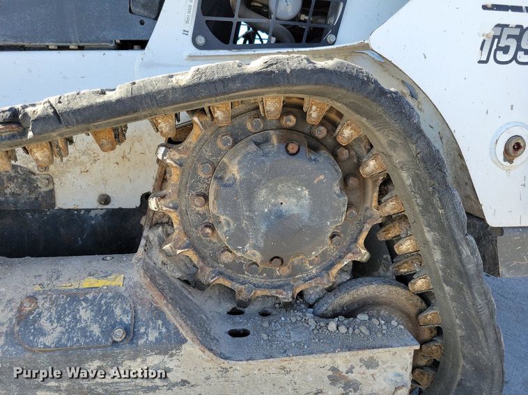 image for item LC9840 2019 Bobcat T595 tracked skid steer loader