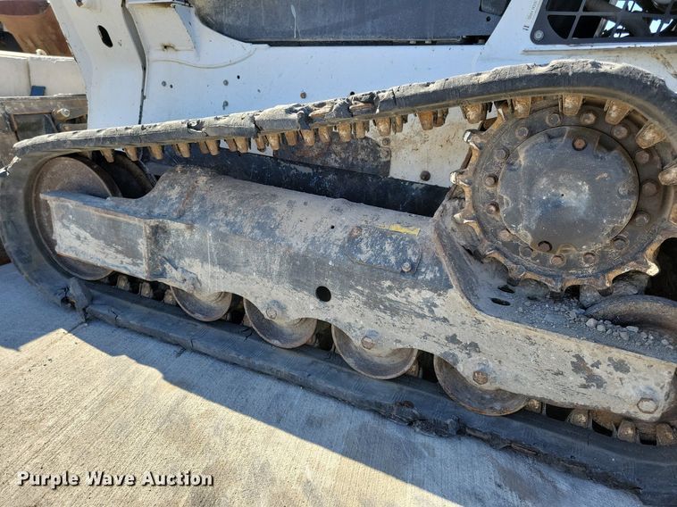 image for item LC9840 2019 Bobcat T595 tracked skid steer loader