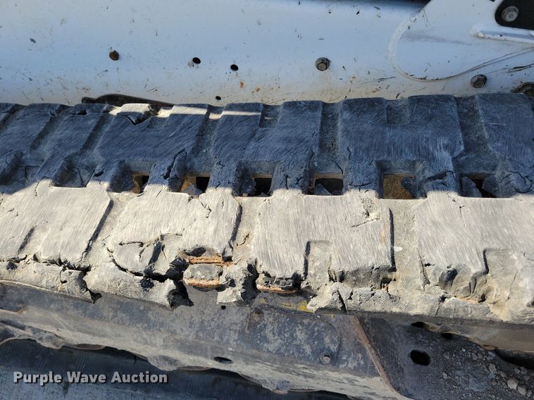 image for item LC9840 2019 Bobcat T595 tracked skid steer loader