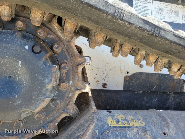 image for item LC9840 2019 Bobcat T595 tracked skid steer loader