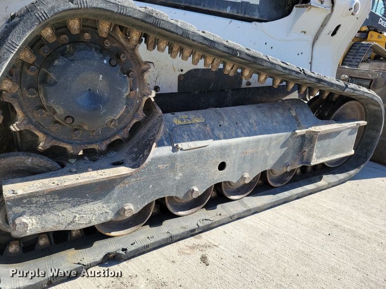 image for item LC9840 2019 Bobcat T595 tracked skid steer loader