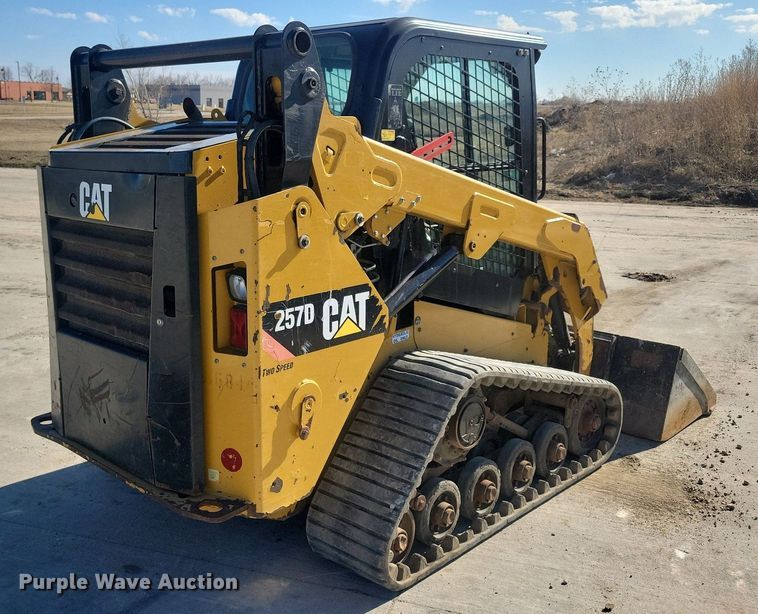 image for item LC9842 2015 Caterpillar 257D tracked skid steer loader