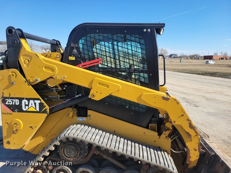 image for item LC9842 2015 Caterpillar 257D tracked skid steer loader