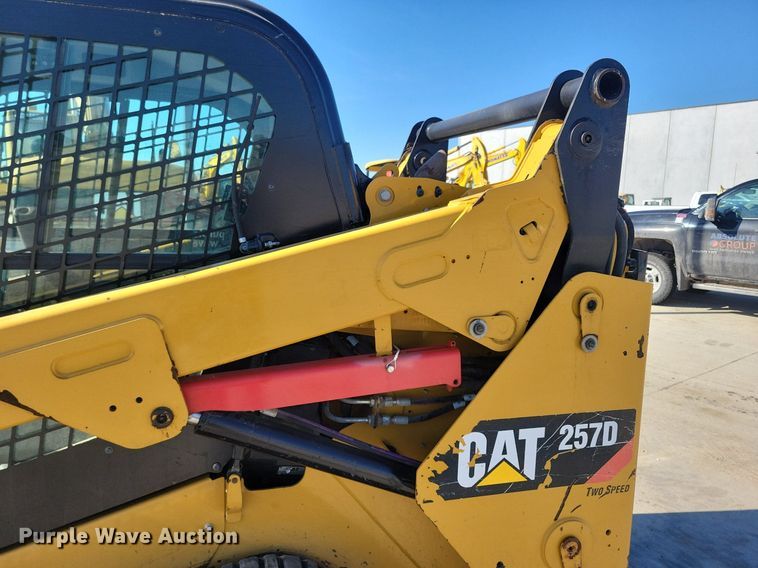 image for item LC9842 2015 Caterpillar 257D tracked skid steer loader