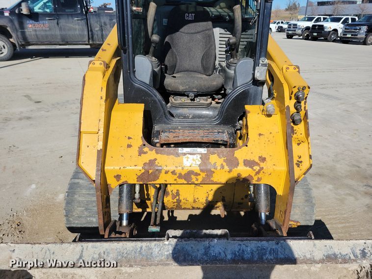 image for item LC9842 2015 Caterpillar 257D tracked skid steer loader