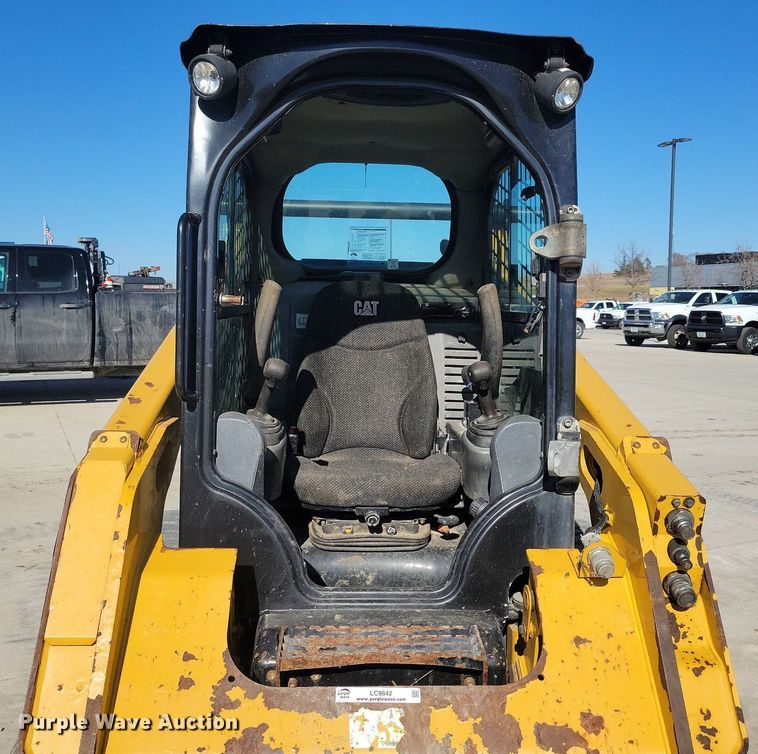 image for item LC9842 2015 Caterpillar 257D tracked skid steer loader