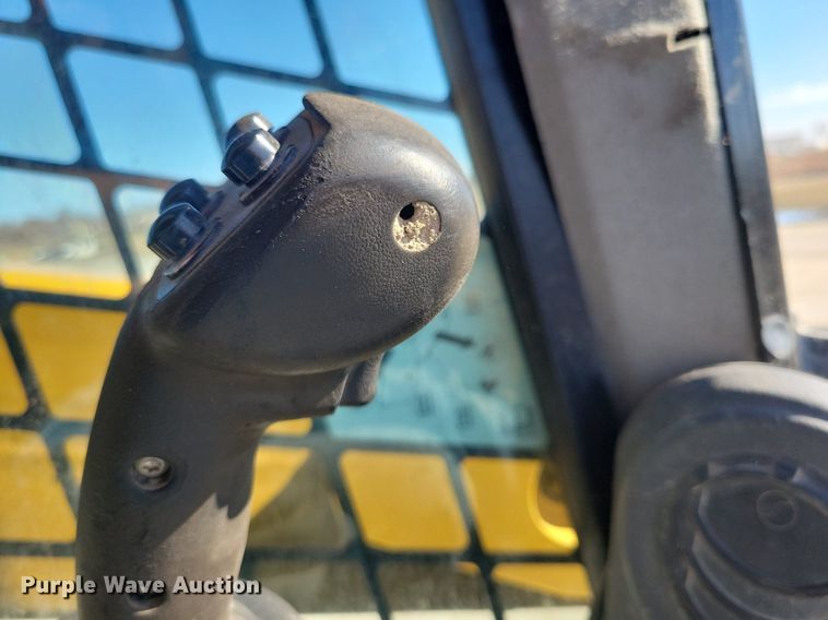 image for item LC9842 2015 Caterpillar 257D tracked skid steer loader