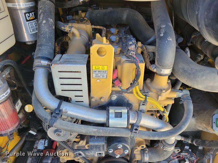 image for item LC9842 2015 Caterpillar 257D tracked skid steer loader