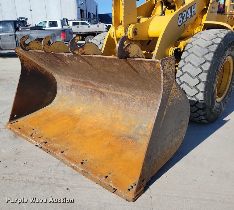 image for item LC9843 John Deere 624H wheel loader