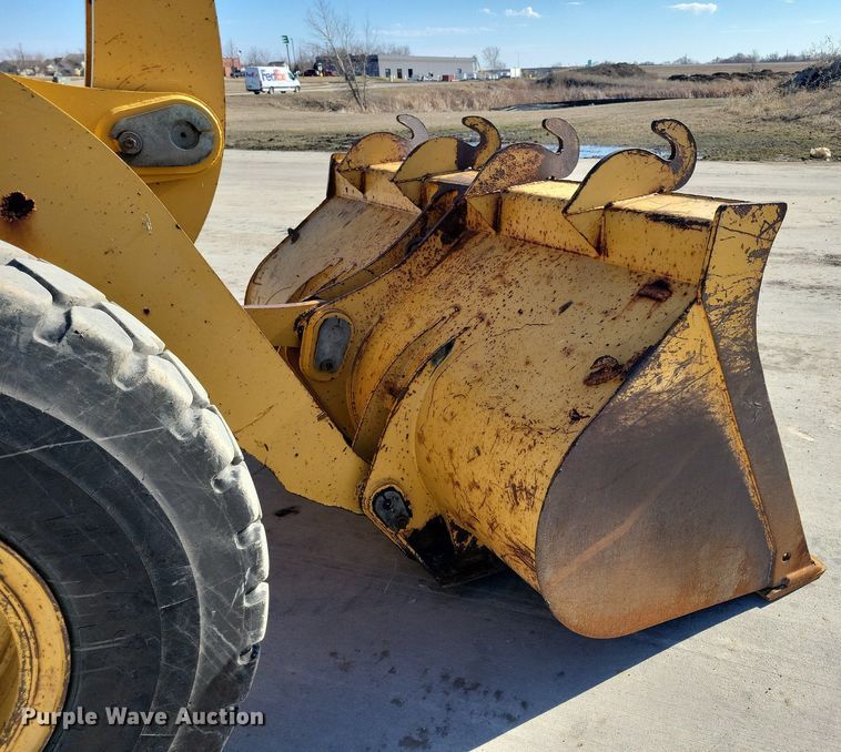 image for item LC9843 John Deere 624H wheel loader