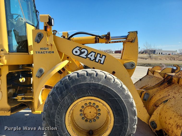 image for item LC9843 John Deere 624H wheel loader