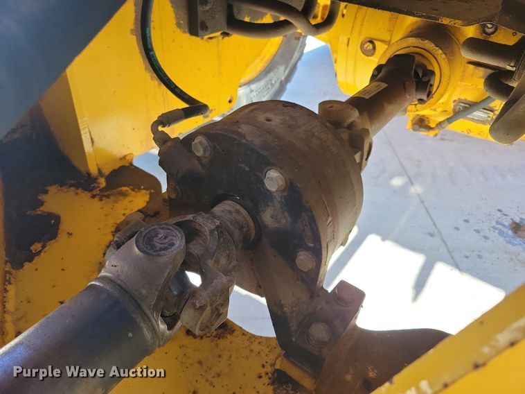 image for item LC9843 John Deere 624H wheel loader