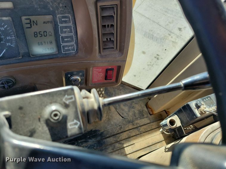 image for item LC9843 John Deere 624H wheel loader