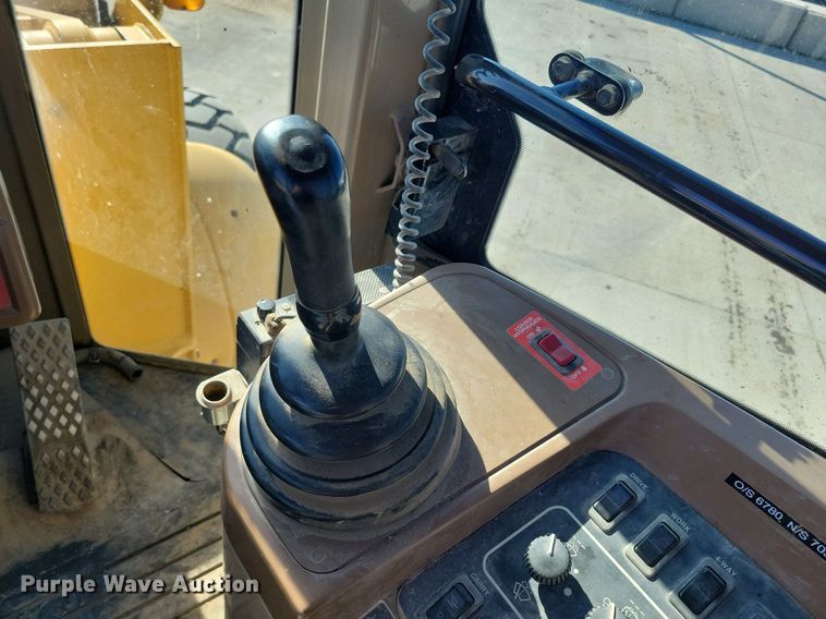 image for item LC9843 John Deere 624H wheel loader