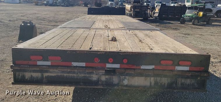 image for item LC9844 2000 Trail-Eze DHT7049 drop deck equipment trailer