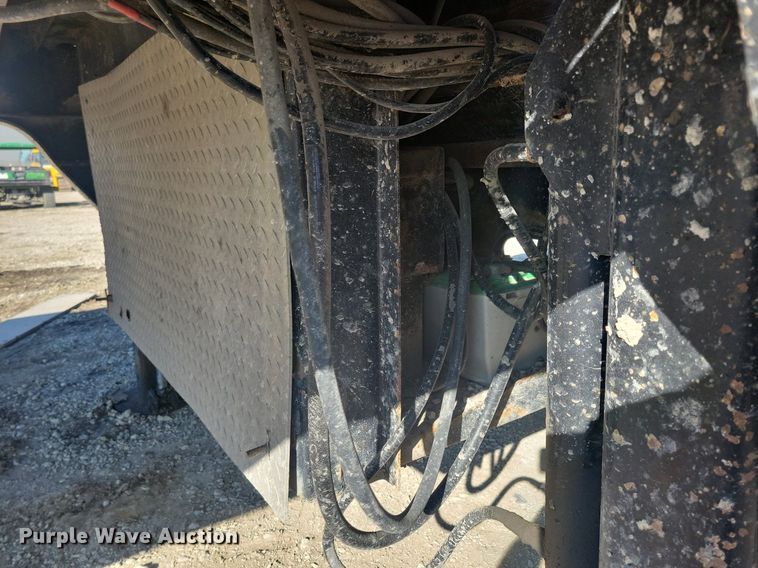 image for item LC9844 2000 Trail-Eze DHT7049 drop deck equipment trailer