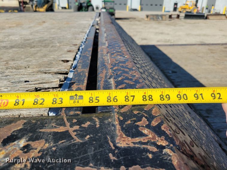 image for item LC9844 2000 Trail-Eze DHT7049 drop deck equipment trailer