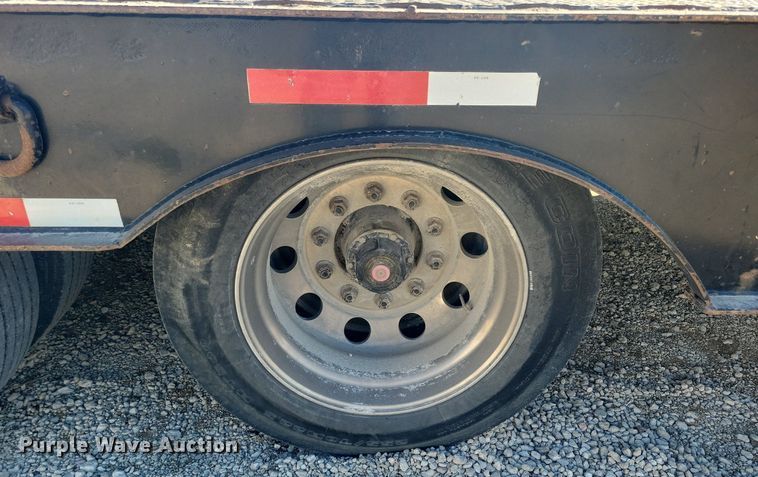 image for item LC9844 2000 Trail-Eze DHT7049 drop deck equipment trailer