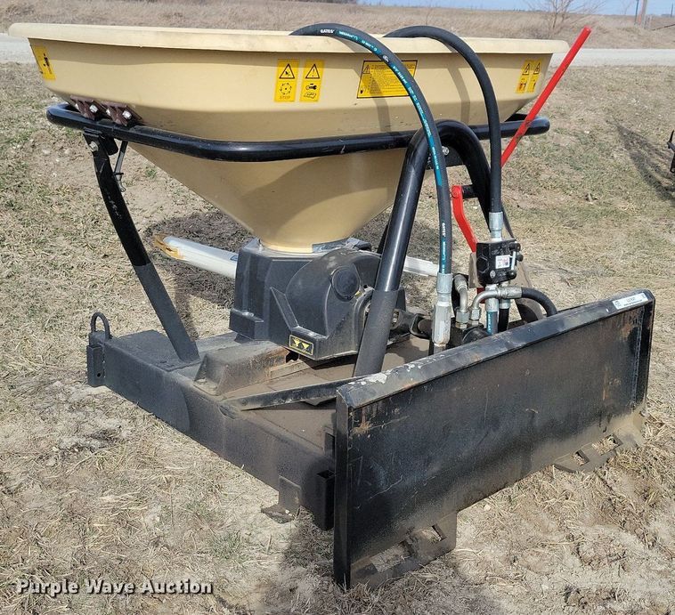 image for item LC9847 Vicon spreader