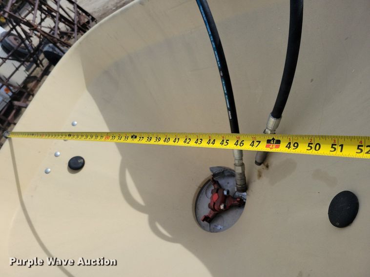 image for item LC9847 Vicon spreader