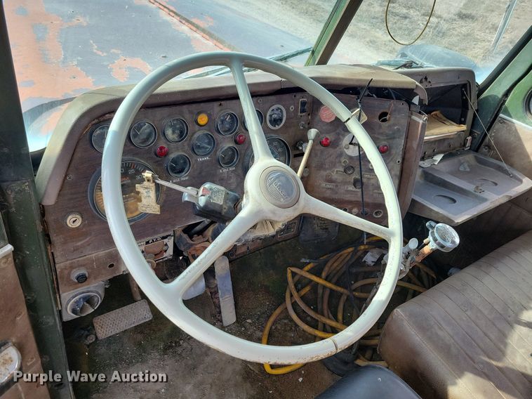 image for item LC9849 1978 Autocar Constructor truck cab and chassis