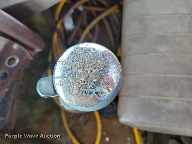 image for item LC9849 1978 Autocar Constructor truck cab and chassis