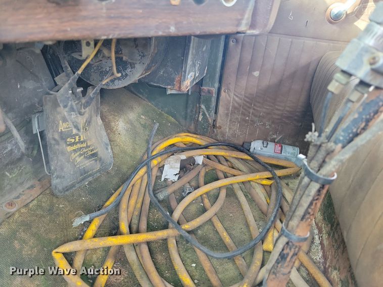 image for item LC9849 1978 Autocar Constructor truck cab and chassis